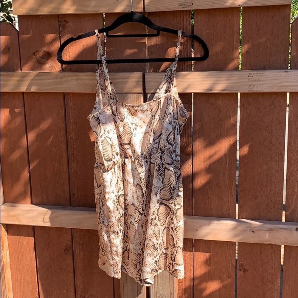 Romper - Picture 3 of 3